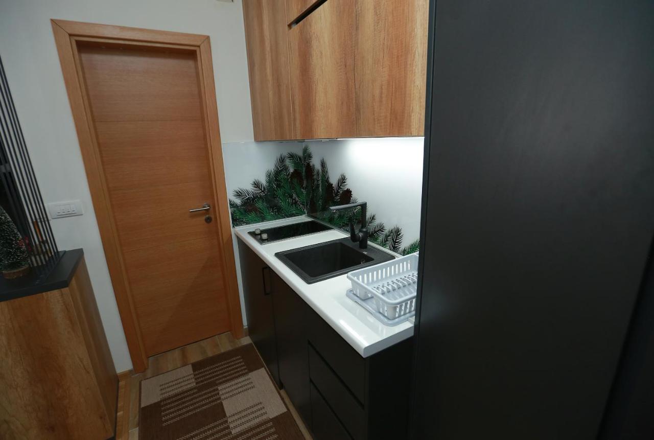 Apartman Kutak ยาโฮรินา ภายนอก รูปภาพ