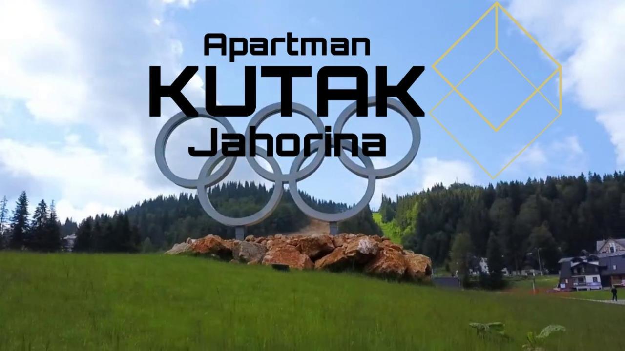 Apartman Kutak ยาโฮรินา ภายนอก รูปภาพ