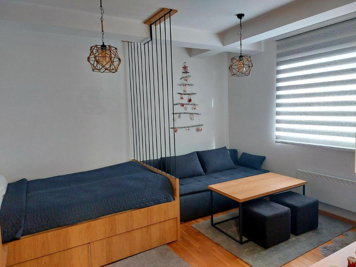 Apartman Kutak ยาโฮรินา ภายนอก รูปภาพ